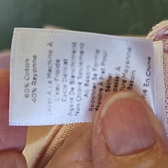 Talbots light pink pop over sweater.  Size medium Petite. Lightweight. - Picture 11 of 11